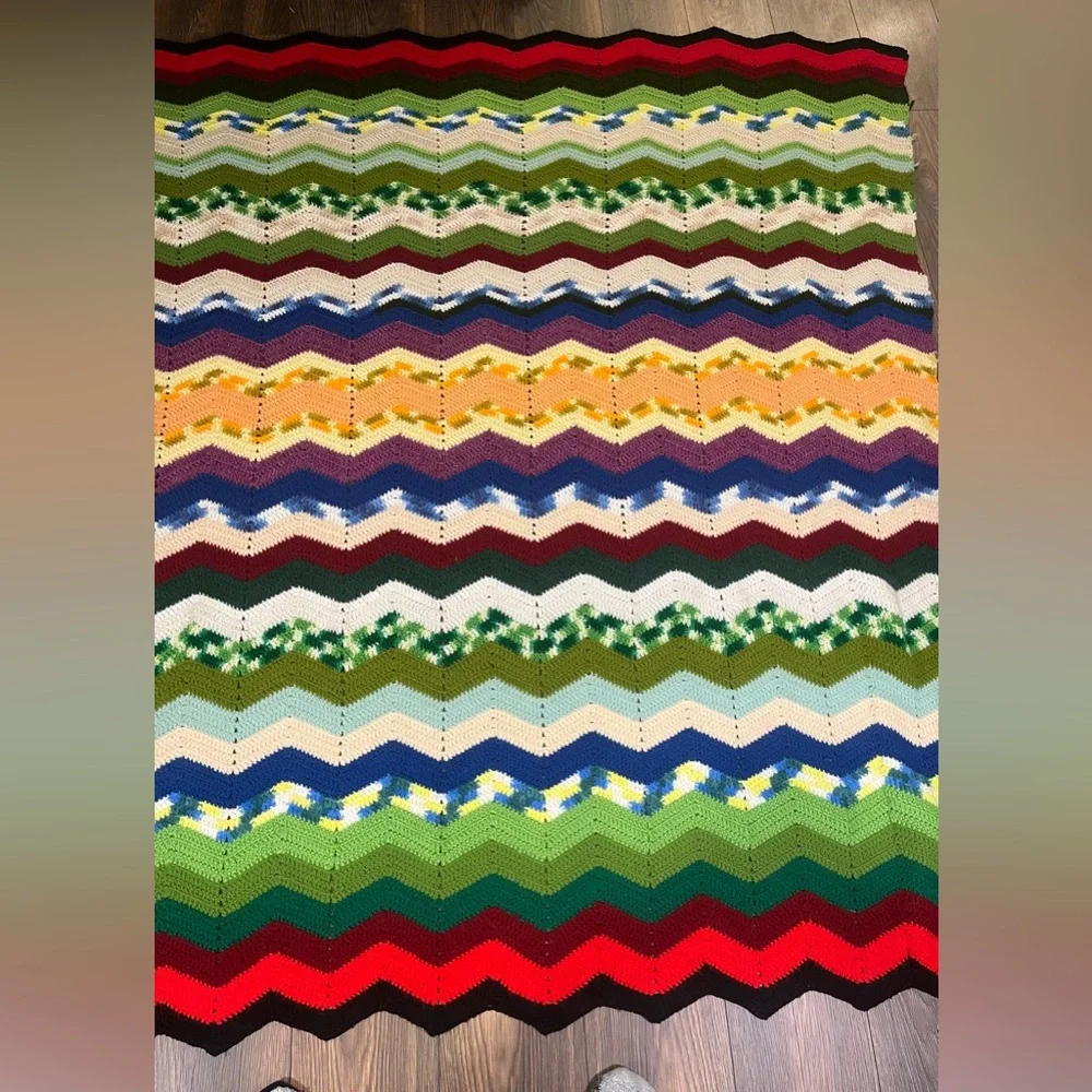 VTG Afghan Crochet Handmade Grandma blanket quilt‎ Cottage 75x80